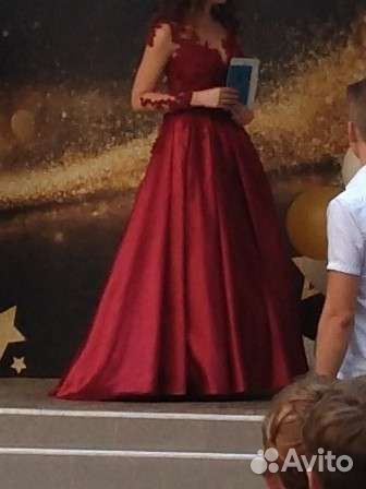 Вечернее платье в пол 42 44
