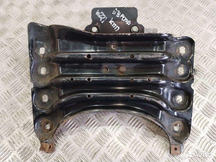 Кронштейн кпп Mercedes-Benz S W221