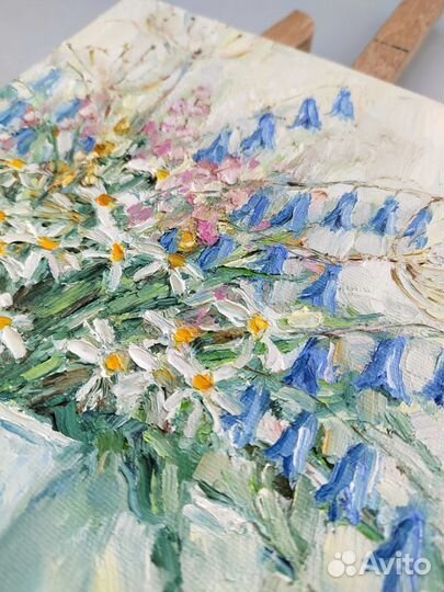 Картина маслом на холсте Полевой букет Ромашки