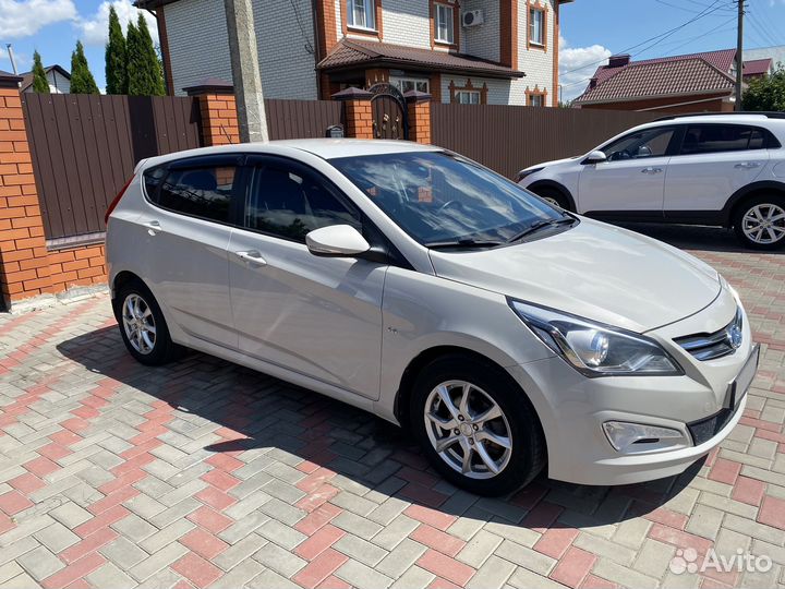 Hyundai Solaris 1.6 AT, 2015, 119 000 км