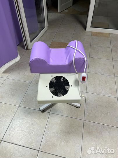 Пылесос для педикюра с подставкой