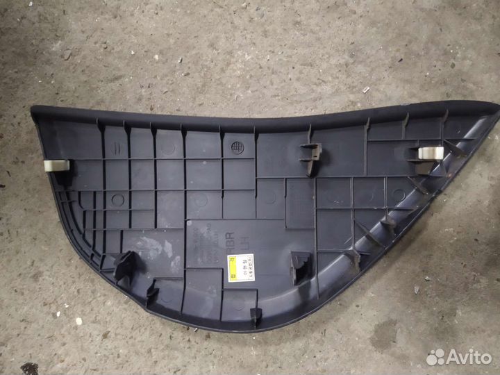 Накладка торпедо L hyundai solaris 1