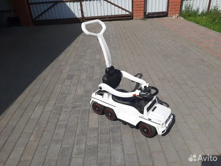 Машина каталка толокар Mercedes-Benz