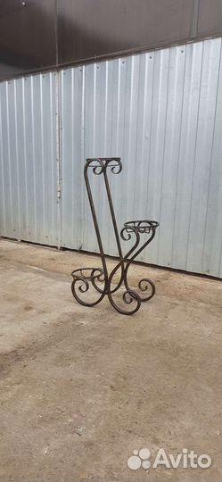 Подставка для цветов напольная