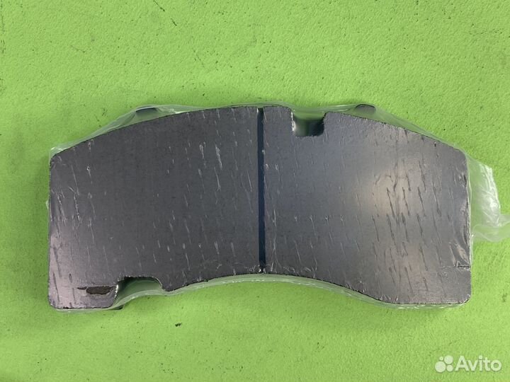 Колодки дисковые 210.8x108x30 с р/к \BPW. knorr SB4309T SK7 D17101