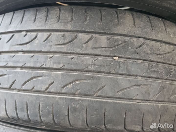 Goodyear Aquatred 215/45 R17