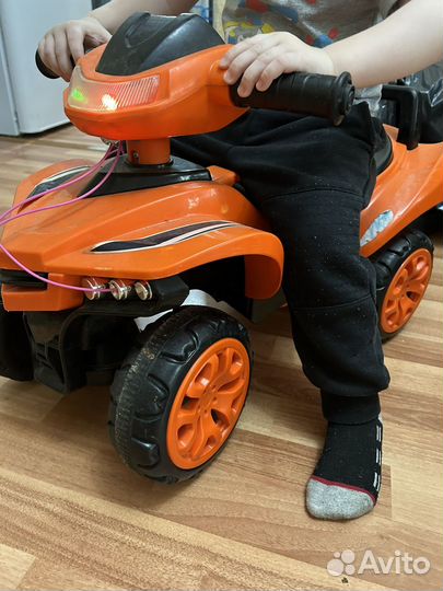 Детский квадроцикл
