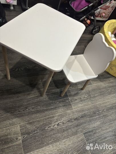 Детский стол и стул