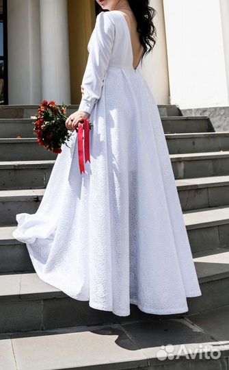Свадебное платье
