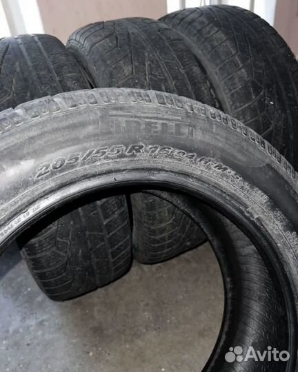 Pirelli Winter Sottozero 210 205/55 R16