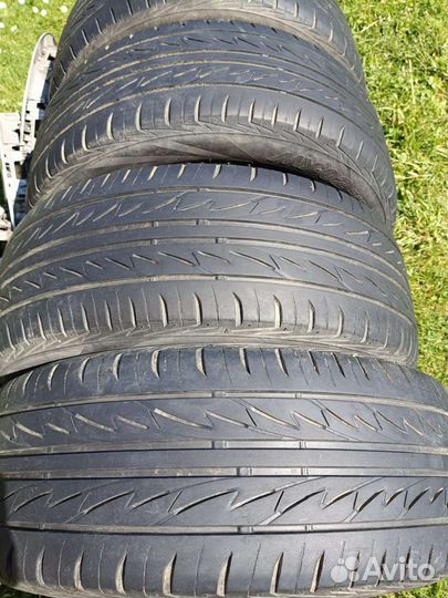 Bridgestone MY-02 Sporty Style 205/55 R16