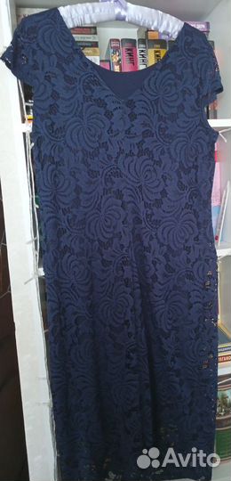 Продам новое платье темно-синего цвета
