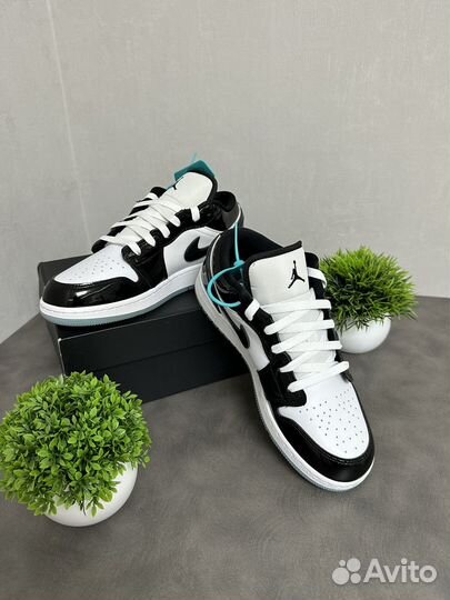 Кроссовки Nike Air Jordan 1 low Concord оригинал