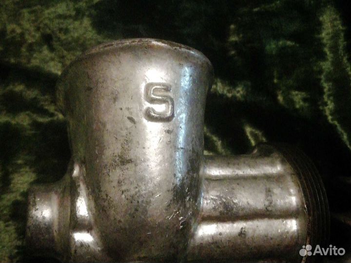 Мясорубка ручная чугунная