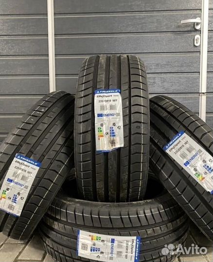 Triangle EffeXSport TH202 215/35 R19 85Y