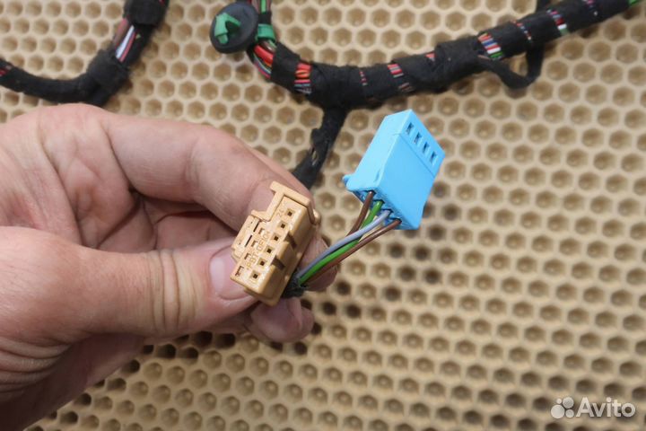 Проводка (коса) двери передней левой 5G4971120FB