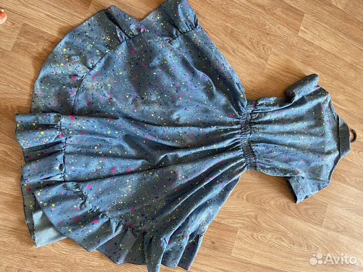 Джинсовое платье со шлейфом