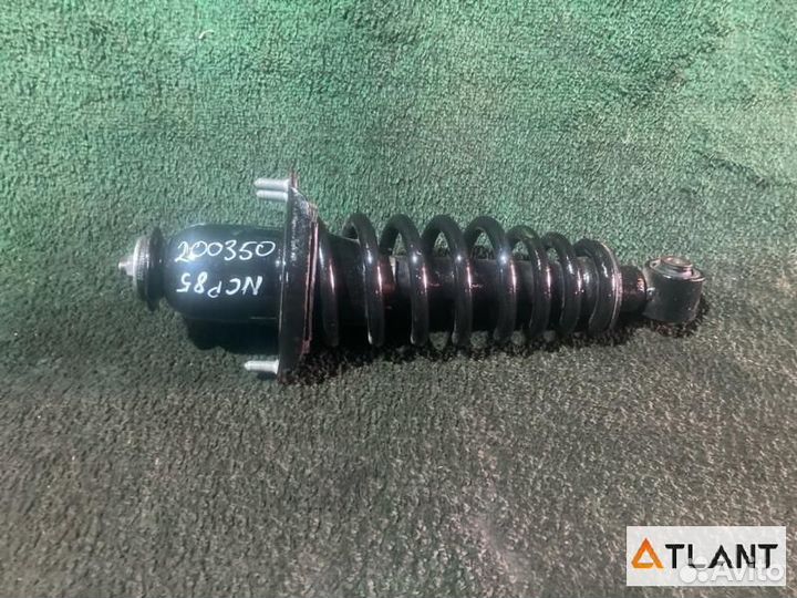 Стойка задняя правая toyota sienta