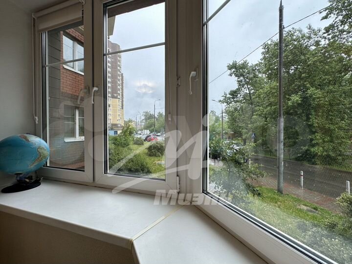 2-к. квартира, 69,5 м², 1/17 эт.