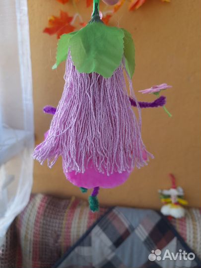 Куклы для украшения с искусственными цветами