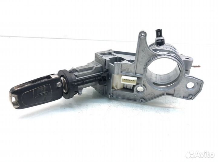 Замок зажигания 2421430 Opel Astra H (2004-2010)