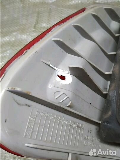 Фонарь задний правый в крыло BMW 3 E46 2004