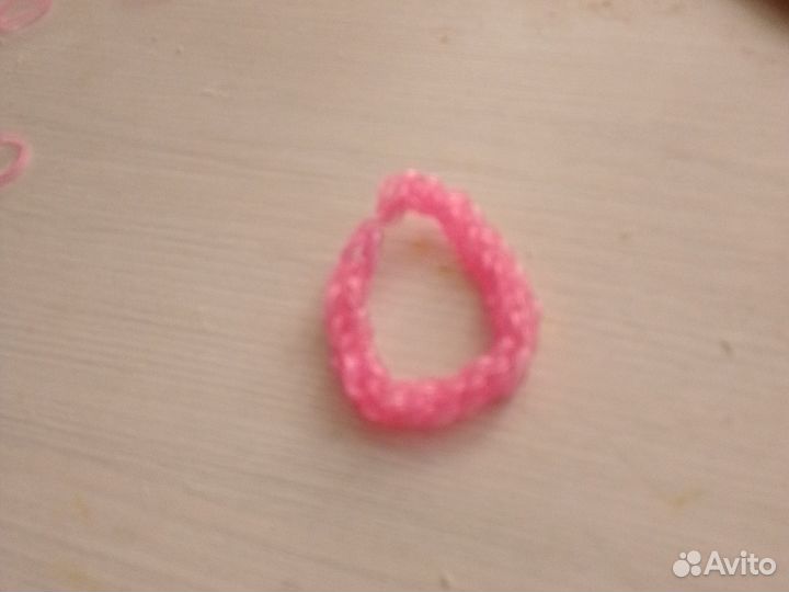 Браслет из резинок