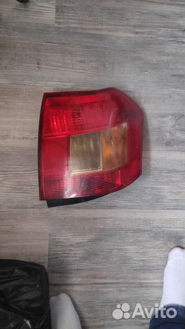 Задний левый фонарь toyota corolla e120 оригинал