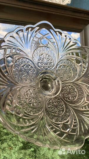 Ваза на ножке старинная стекло гхз