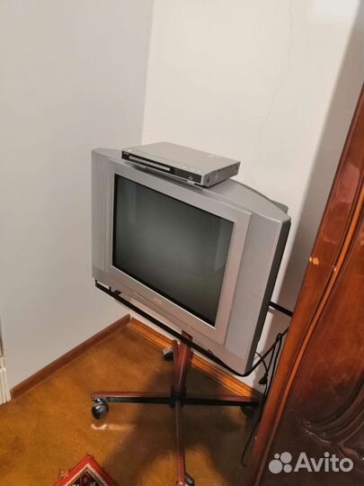 Телевизор JVC