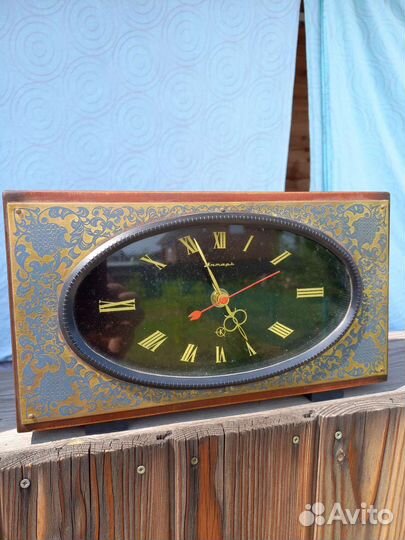 Настольные часы