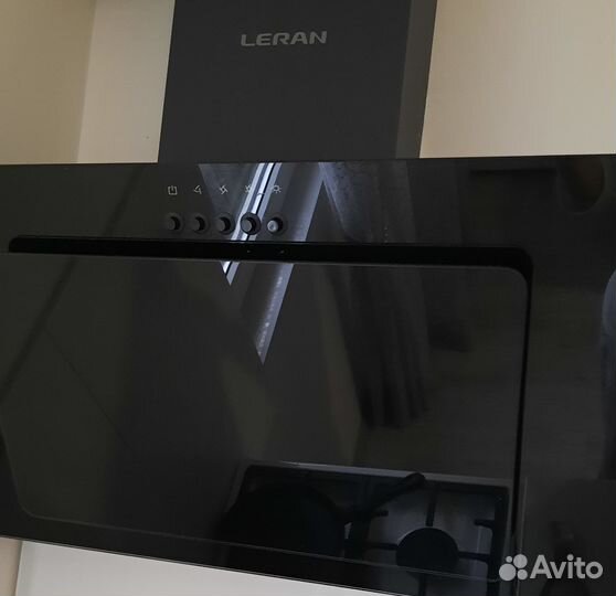 Вытяжка для кухни 60 см наклонная