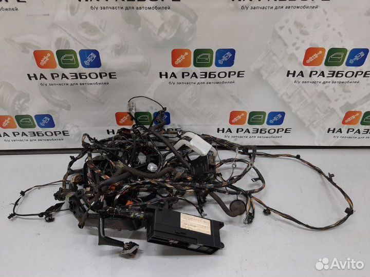 Проводка салона Ford Focus CB8 iqdb 2013