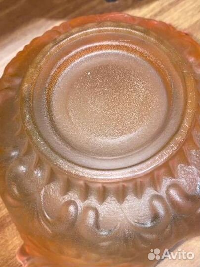 Ваза из опалового стекла