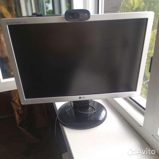 Монитор LG