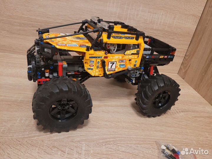 Lego Technic 42099 Экстремальный внедорожник