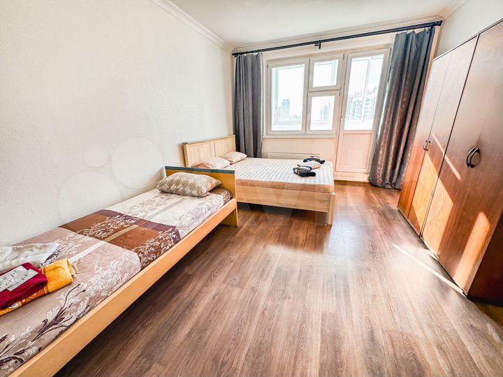 2-к. квартира, 64 м², 17/25 эт.