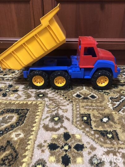 Детский грузовик большой
