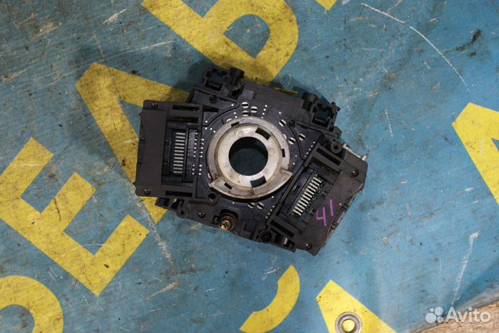 Кронштейн подрулевых переключателей Mitsubishi