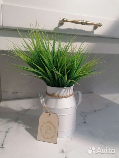 Кувшин декоративный