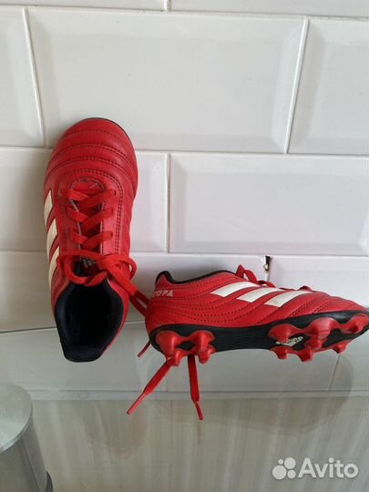 Футбольные шиповки