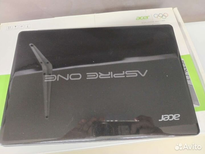Нетбук Acer Aspire One 725-C61kk