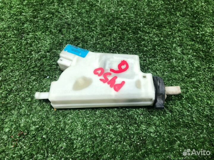 Замок лючка бензобака Nissan Fuga Y50 PY50 PNY50