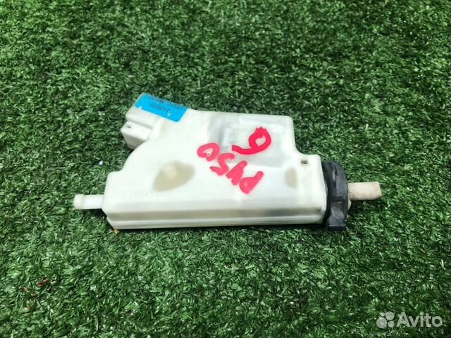 Замок лючка бензобака Nissan Fuga Y50 PY50 PNY50