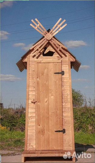 Уличный туалет деревянный Ю989