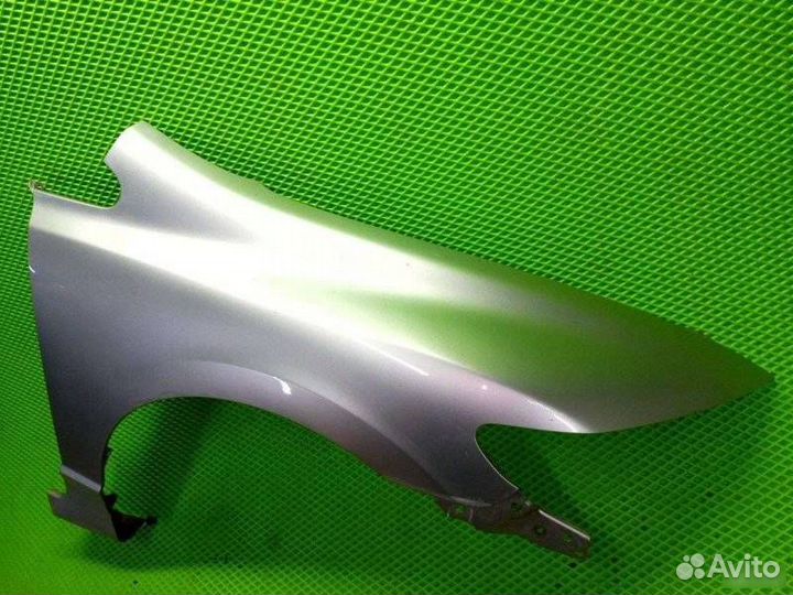 Крыло переднее правое Honda Civic 8 (2005 - 2008)
