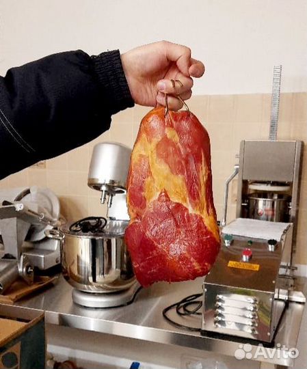 Мясные деликатесы