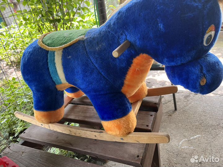 Качалка лошадь