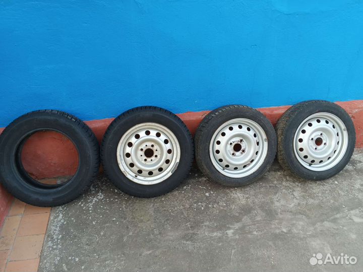 Yokohama Ice Guard IG30 165/70 R14