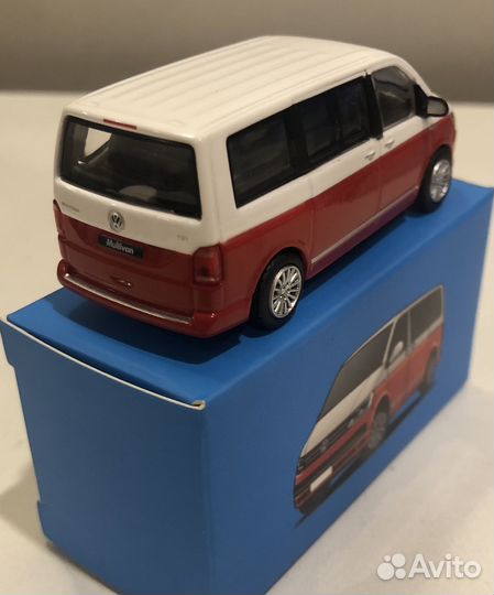 1/64 Volkswagen Multivan T6